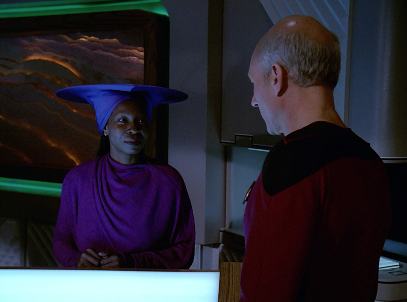 Illustration for article titled That new Blu-ray set might actually make you learn to love Star Trek: TNG season 2